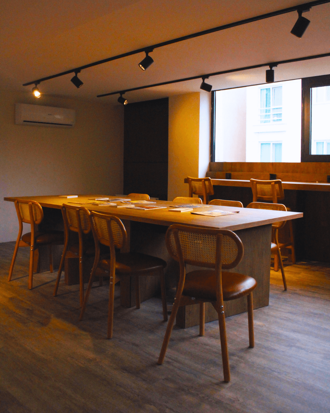 ARSERA Üst Kat Toplantı Masası